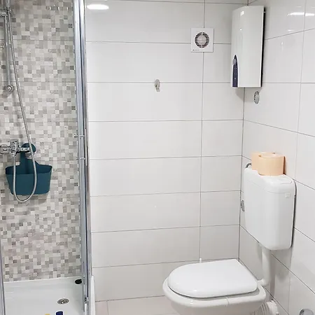 Apartment Galeria Nura *