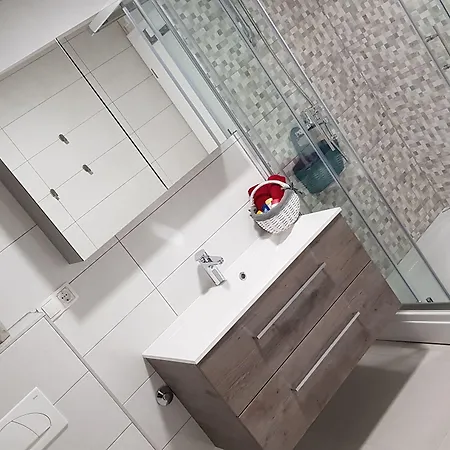 Galeria Nura Apartmán *